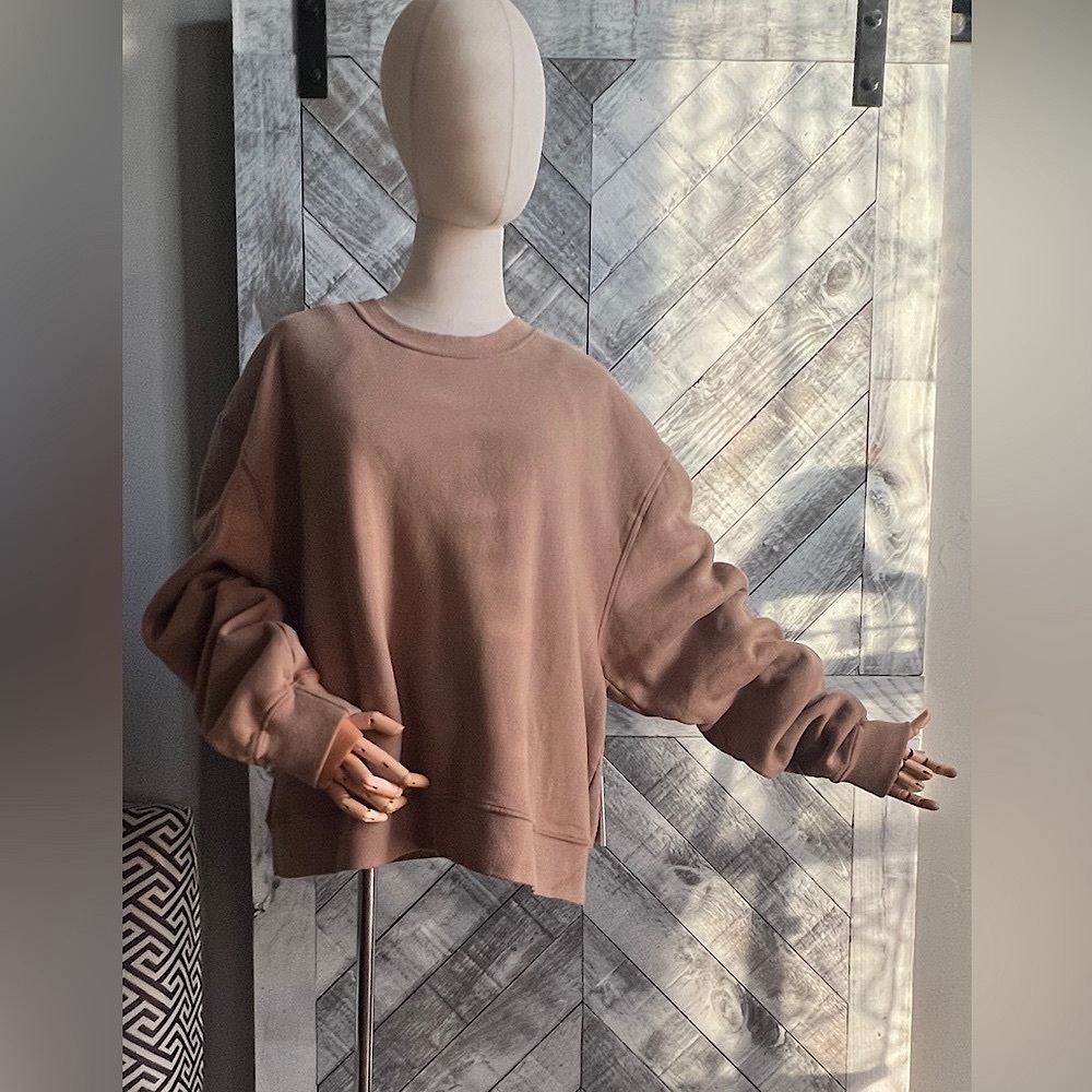 GOOD AMERICAN NWT BOYFRIEND SWEATSHIRT SIZE 4= XL PUTTY - Picture 3 of 10